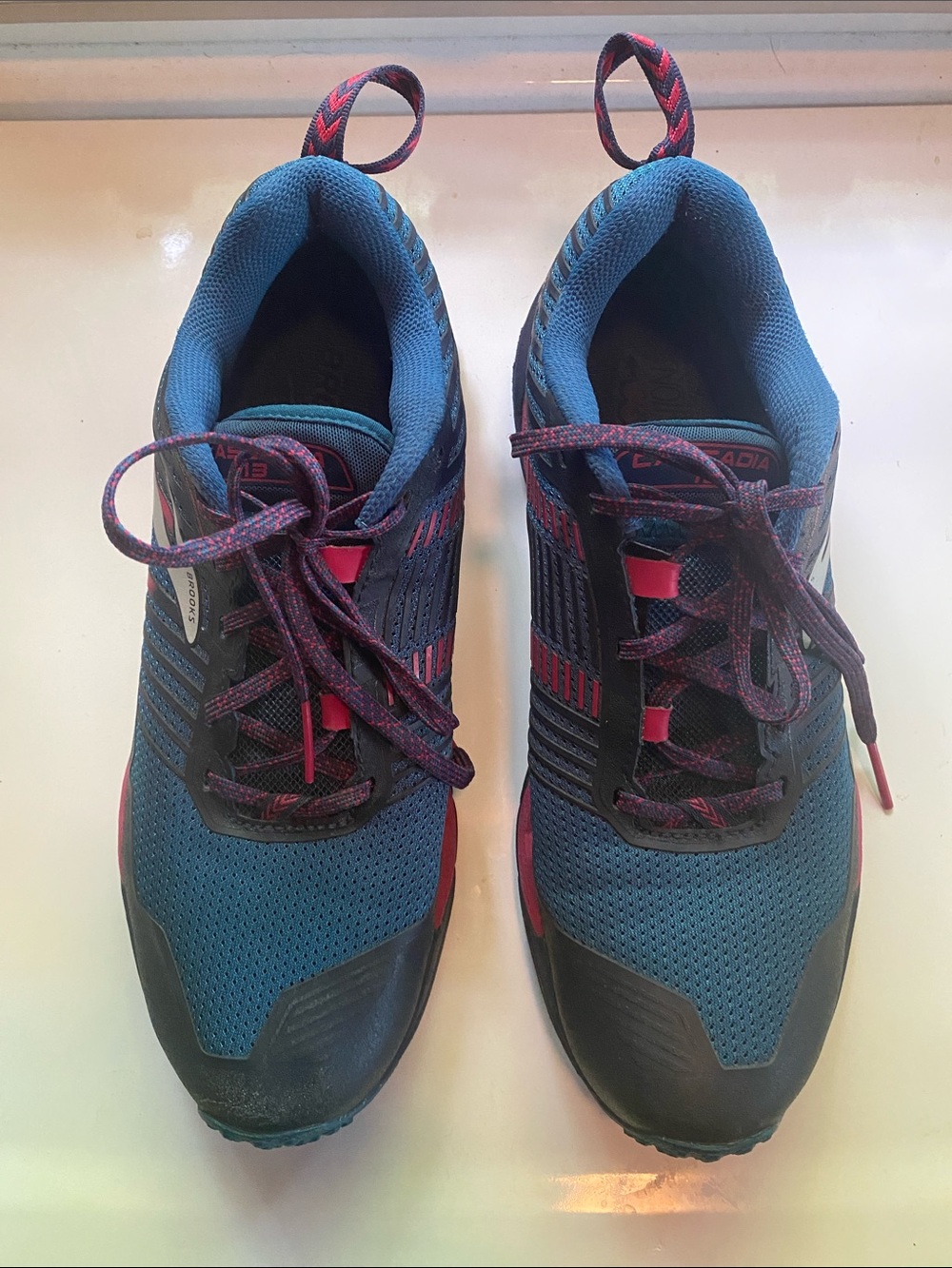 Brooks Cascadia Womens Blue and Pink Trail Runners